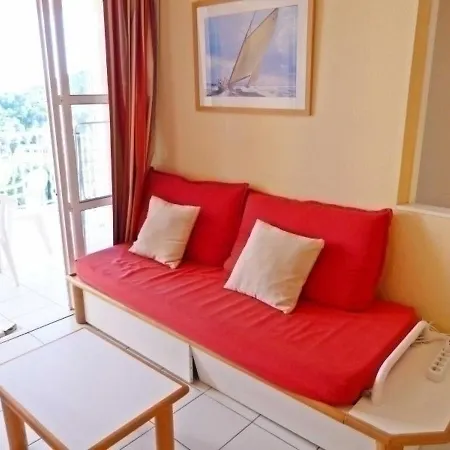 2m Cap Esterel Appartement *